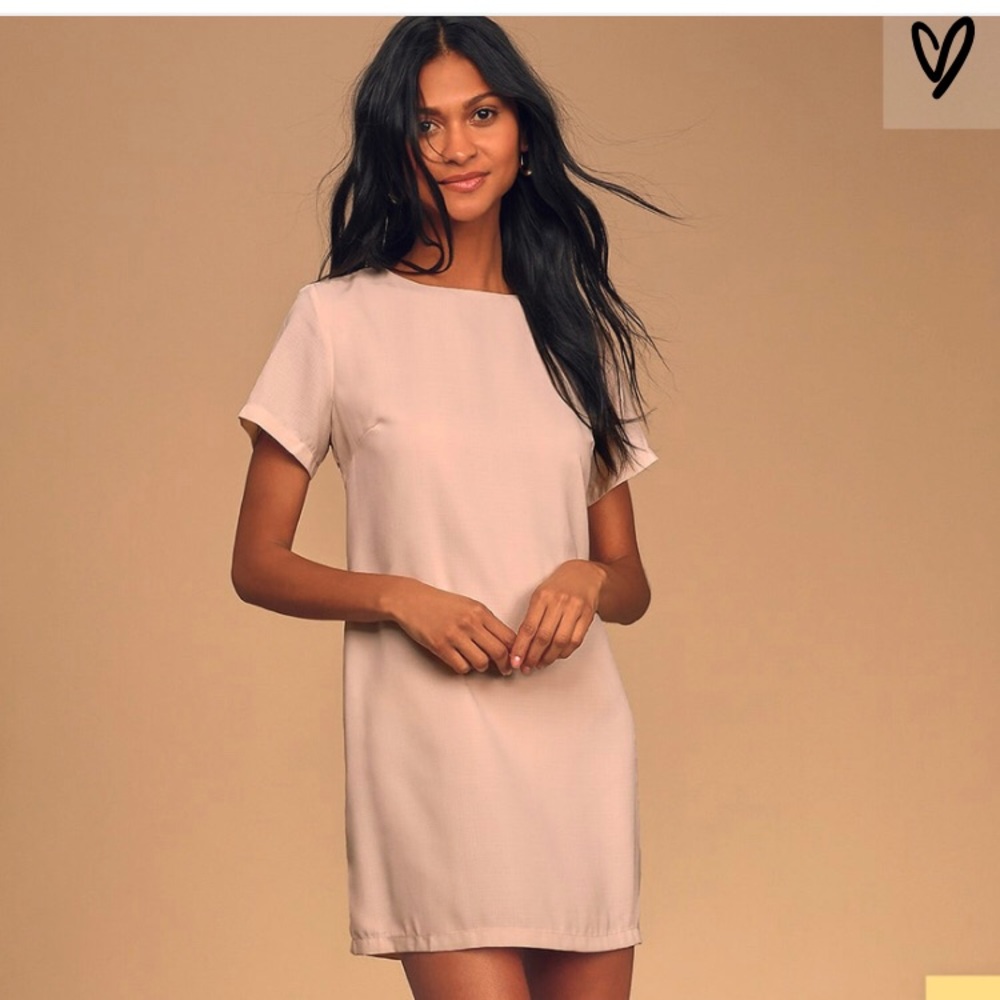 NWOT - LULU’S BLUSH PINK SHIFT DRESS